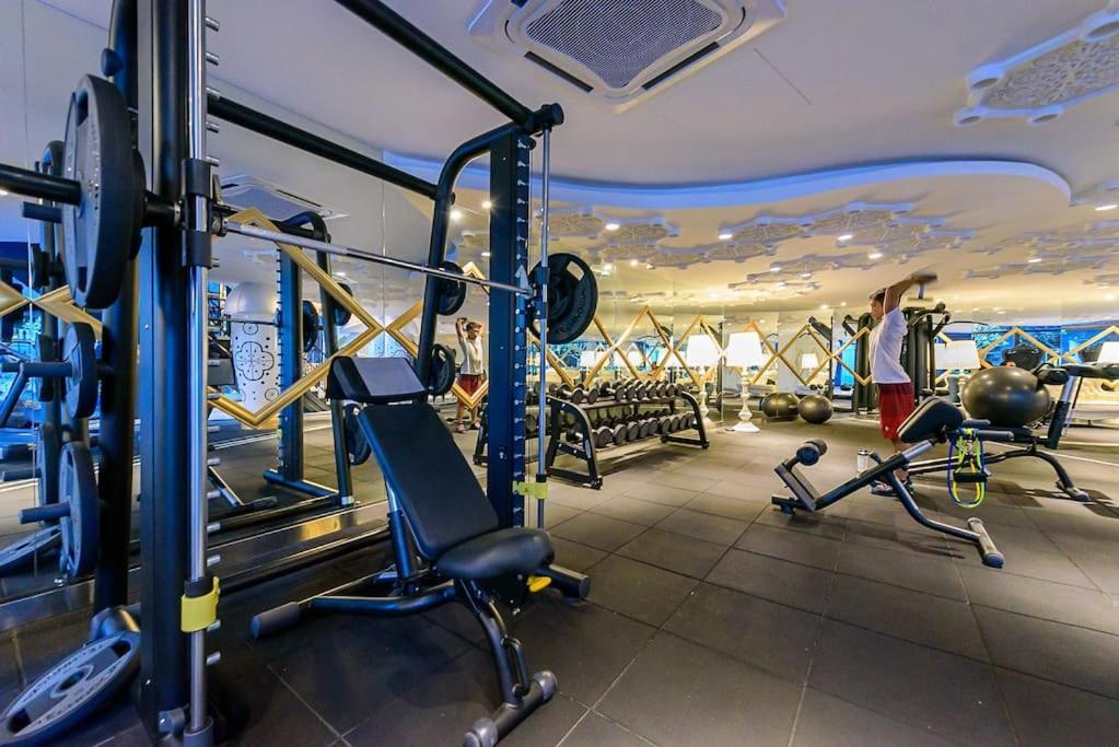 Arte Mont Kiara Kl Tower View Elegant Netflix 6pax Apartment