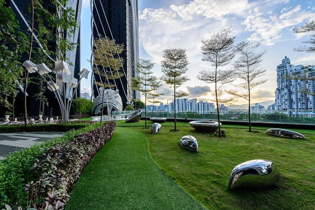 Arte Mont Kiara Kl Tower View Elegant Netflix 6pax Kuala Lumpur