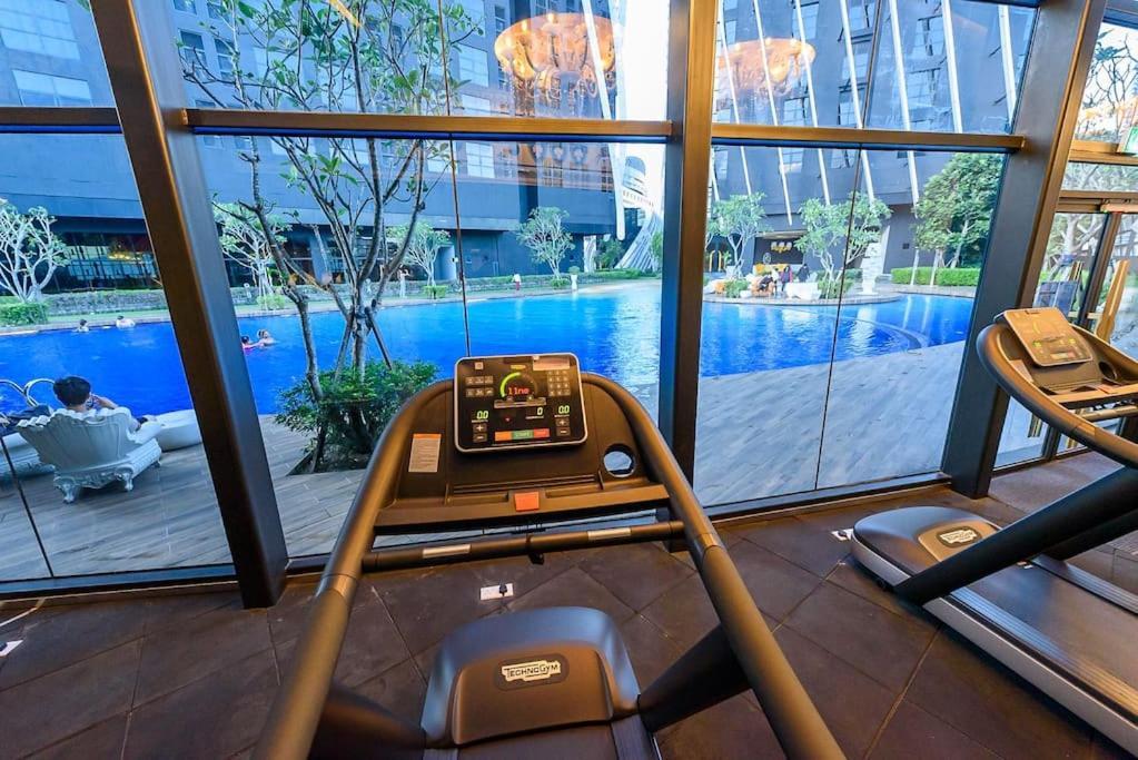 Arte Mont Kiara Kl Tower View Elegant Netflix 6pax Kuala Lumpur